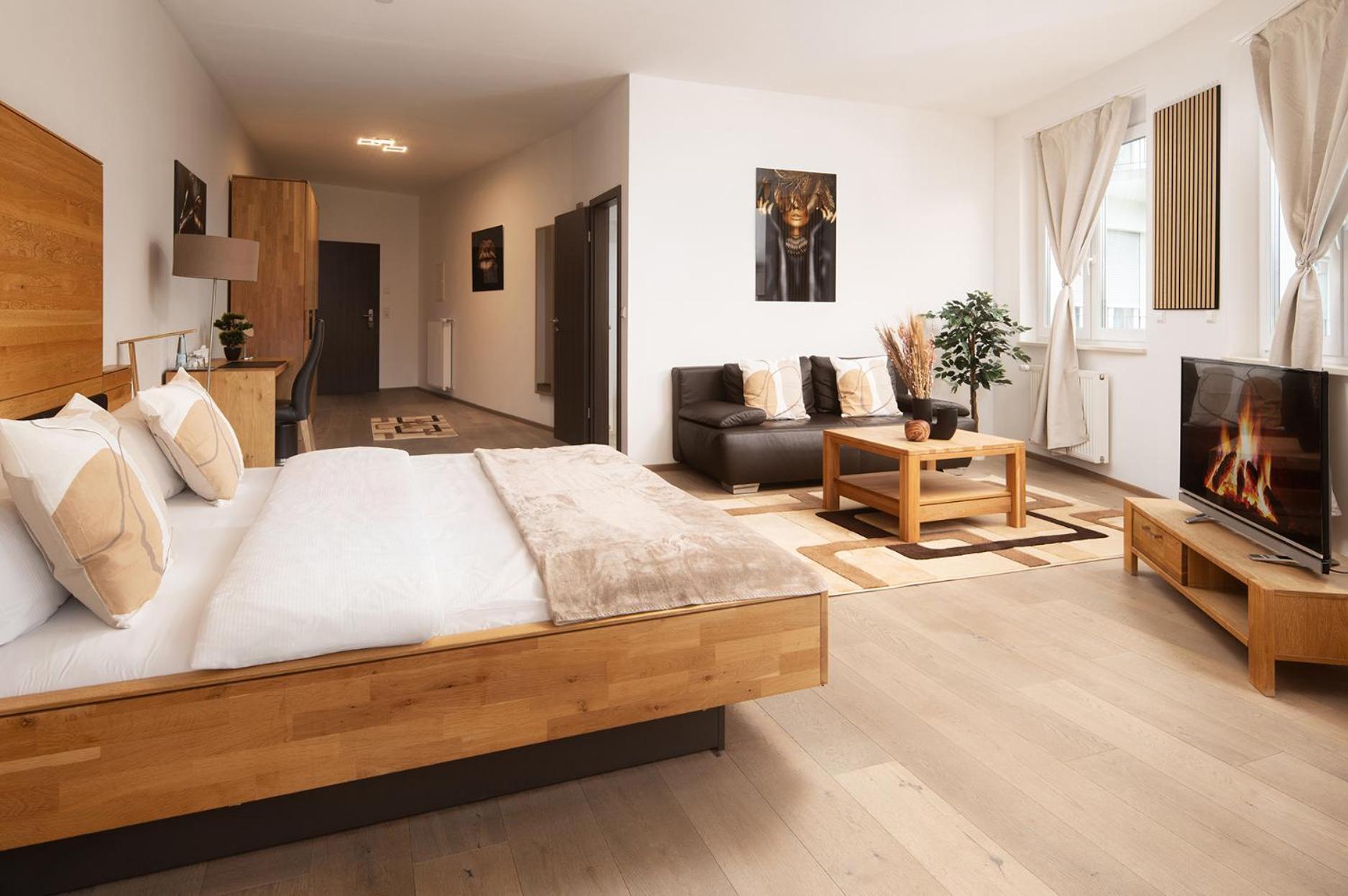 Hotel Vier Jahreszeiten Therme & Kliniken Bad Krozingen Naehe Freiburg & Schwarzwald Ideal Fuer Wellness Kur & Business Ausfluege 24H Check In- Wlan & Parken Gratis Zewnętrze zdjęcie