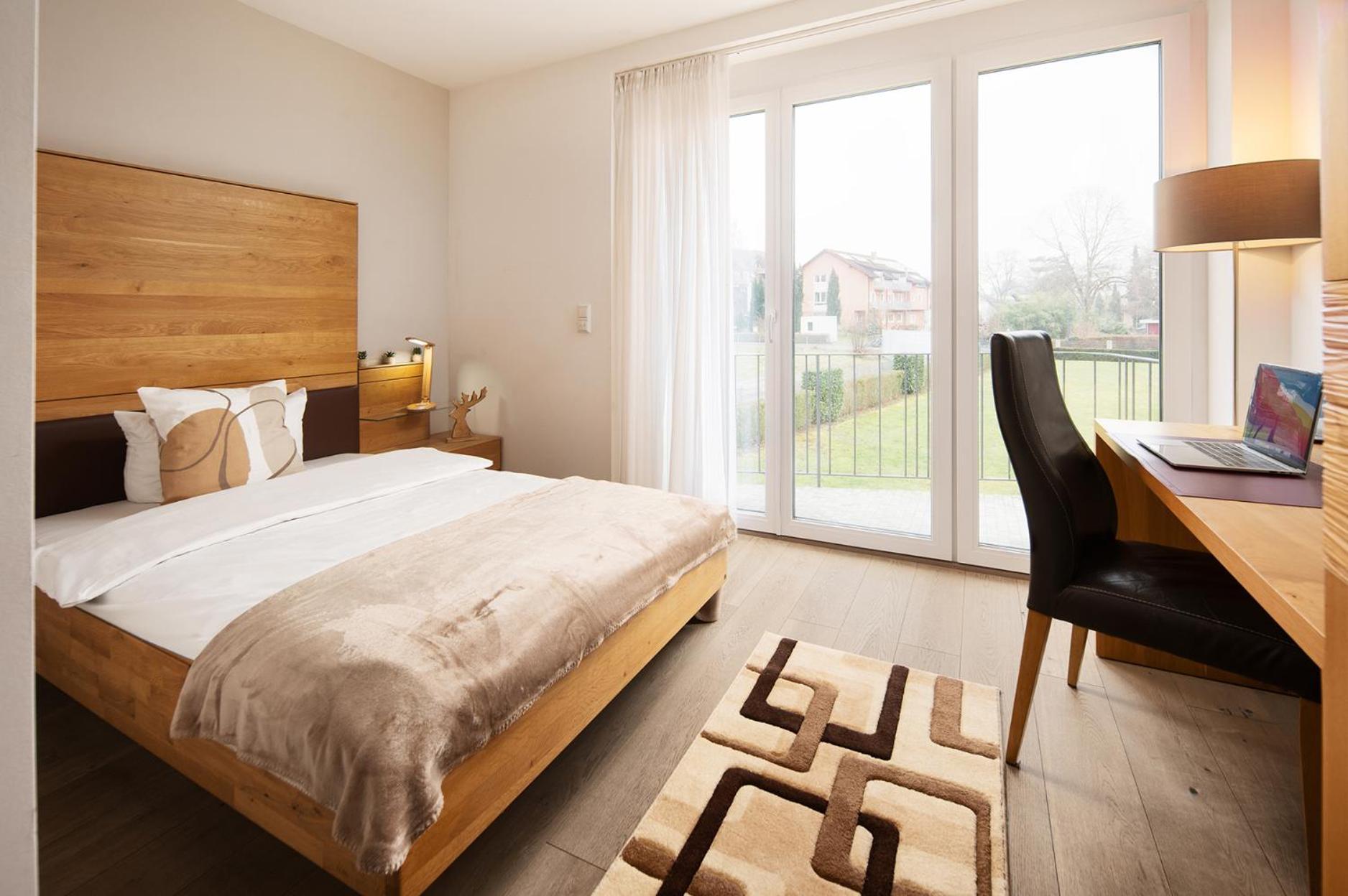 Hotel Vier Jahreszeiten Therme & Kliniken Bad Krozingen Naehe Freiburg & Schwarzwald Ideal Fuer Wellness Kur & Business Ausfluege 24H Check In- Wlan & Parken Gratis Zewnętrze zdjęcie